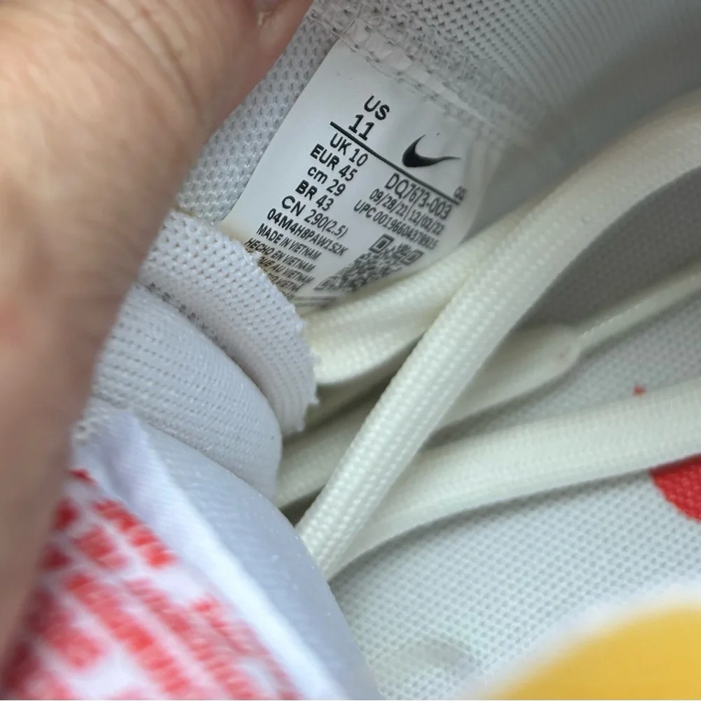 NWT Nike Blazer Mid Pro Club High-Top Sneakers in White - Picture 9 of 16